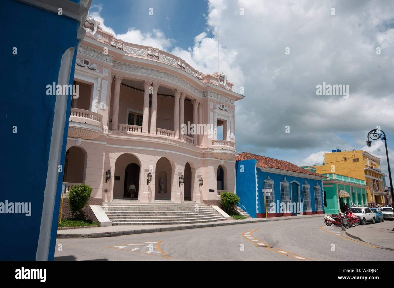 Nordamerika, Karibik, Kuba, Sancti Spiritus, Parque Serafin Sanchez, Biblioteca Foral Rubén Martínez Villena Stockfoto