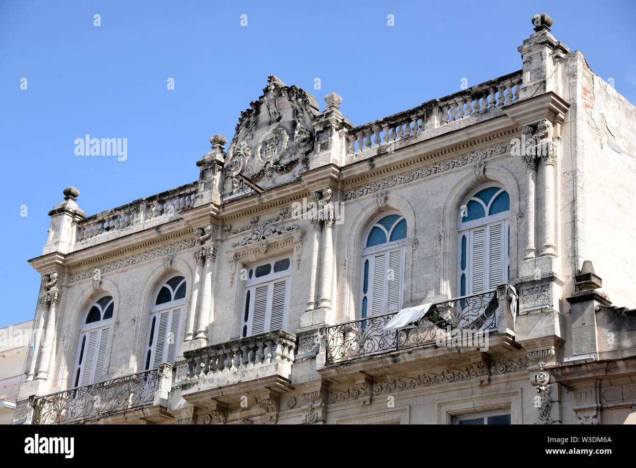 Nordamerika, Karibik, Kuba, Havanna, La Habana Vieja, die Plaza Vieja. Stockfoto