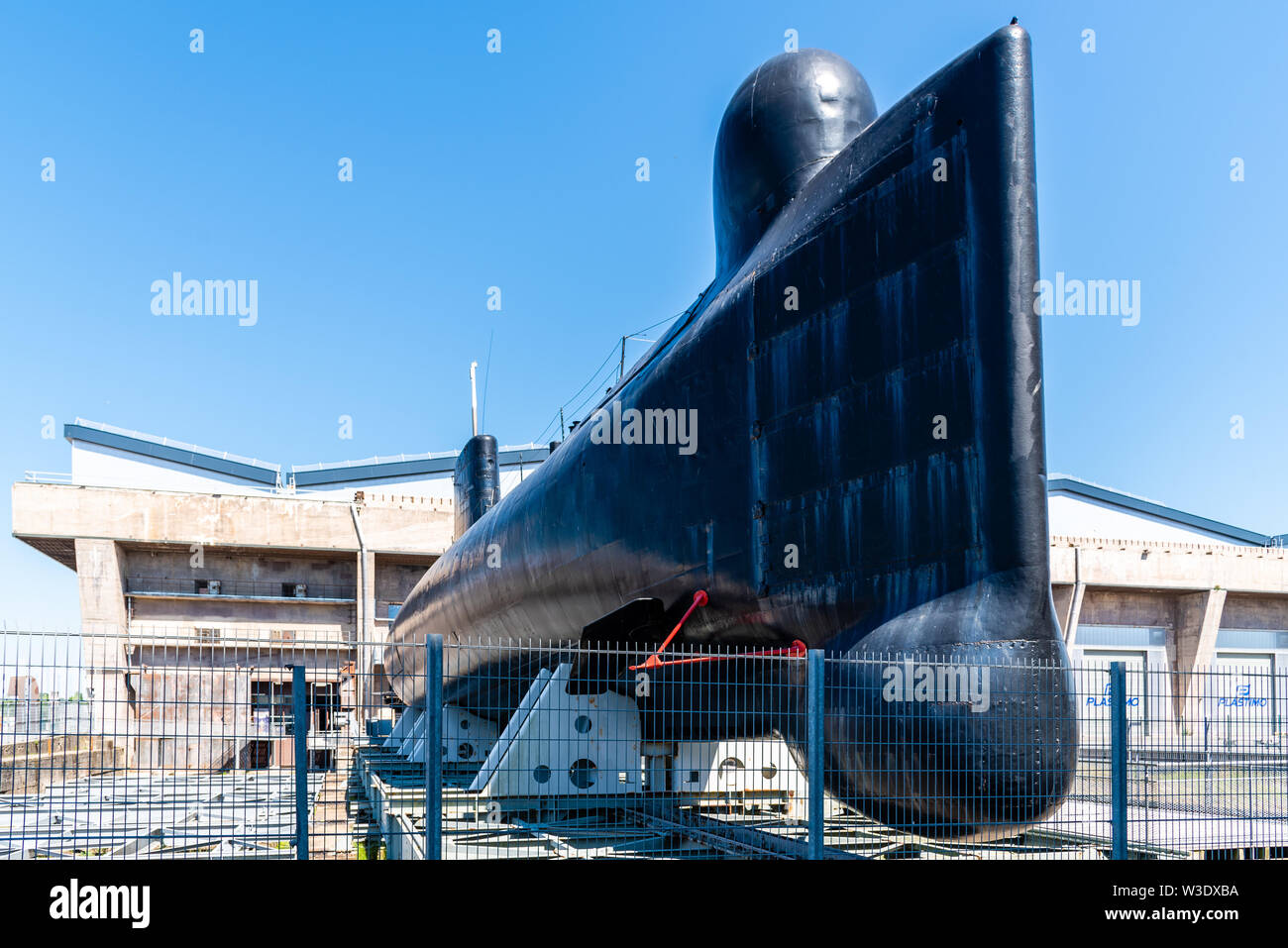 Lorient, Frankreich - 3. August 2018: keroman Submarine Base. Es war ein deutsches U-Boot Basis in Lorient im Zweiten Weltkrieg entfernt Stockfoto