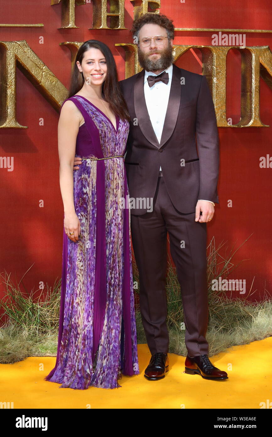 Seth Rogen und Lauren Miller teilnehmen Die Europäische Premiere von Disney's der König der Löwen im Odeon Luxe Kino, Leicester Square in London. Stockfoto