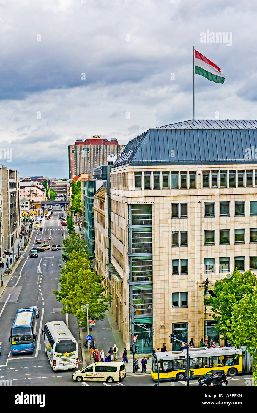 Berlin, Wilhelmstraße Richtung Charité Stockfotografie - Alamy