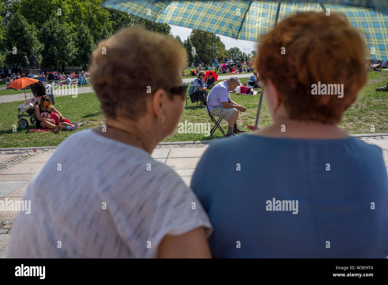 Gottesdienst auf dem Platz vor dem Heiligtum Jasna Góra in Tschenstochau, Polen 2018. Stockfoto