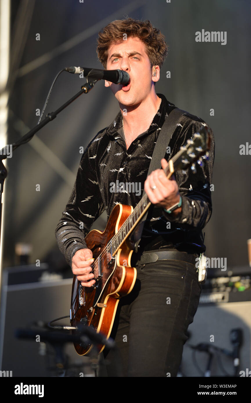 Glasgow, UK. 14. Juli 2019. Etwa Wellen live in Concert, Schlagzeile Tat auf den König Tuts Bühne TRNSMT 2019. Credit: Colin Fisher/Alamy Leben Nachrichten. Stockfoto