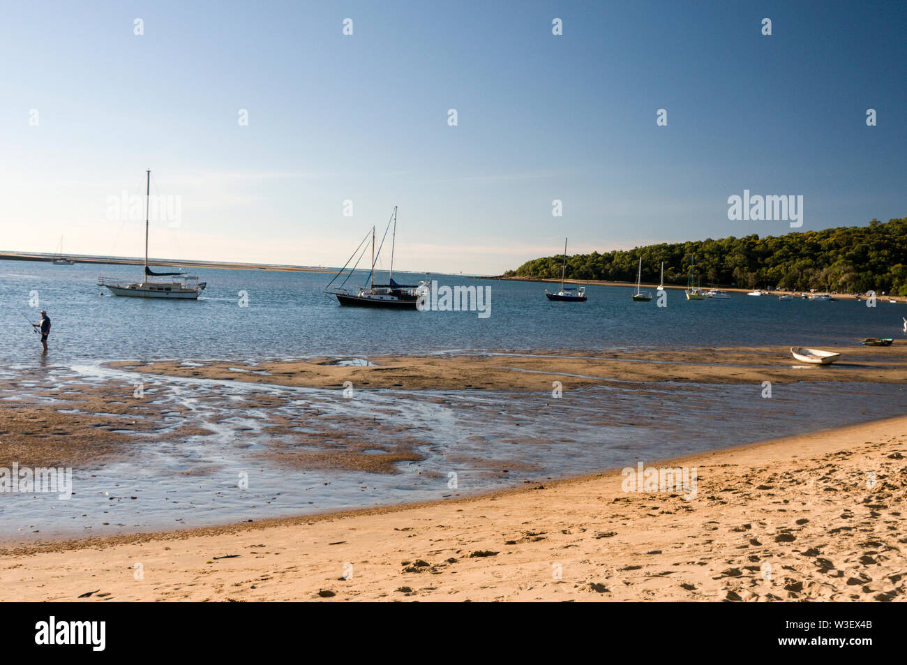 Hochseeyachten günstig Bustard Bay in der Nähe einer kleinen Küstenstadt, '1770' in Queensland, Australien. Dies ist die Bucht, wo die Royal Navy Lieutenant Jam Stockfoto