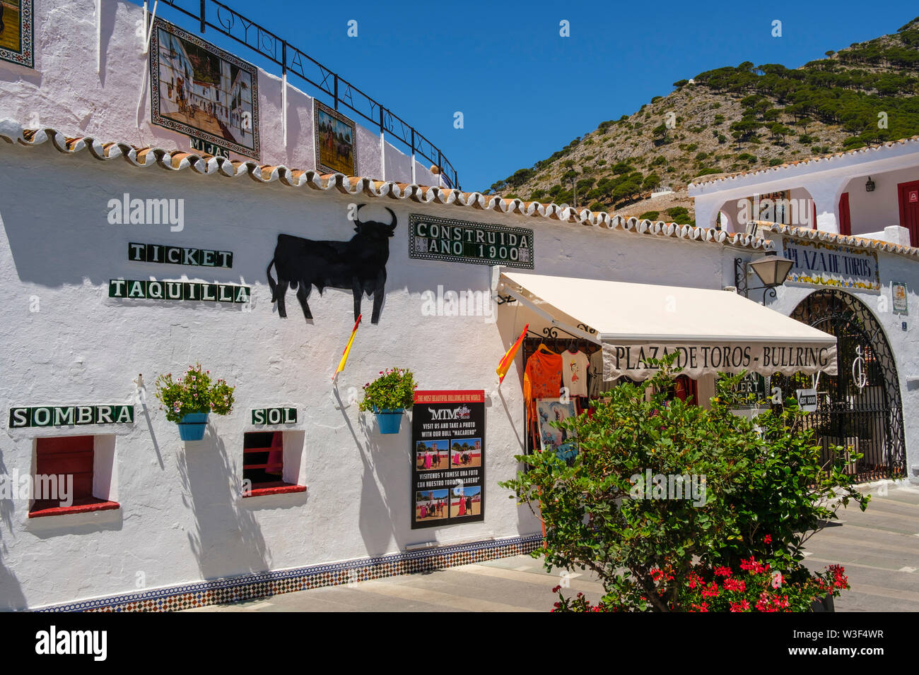 Typische Stierkampfarena, Mijas Pueblo. Provinz Malaga, Costa del Sol. Andalusien, Süd Spanien Europa Stockfoto