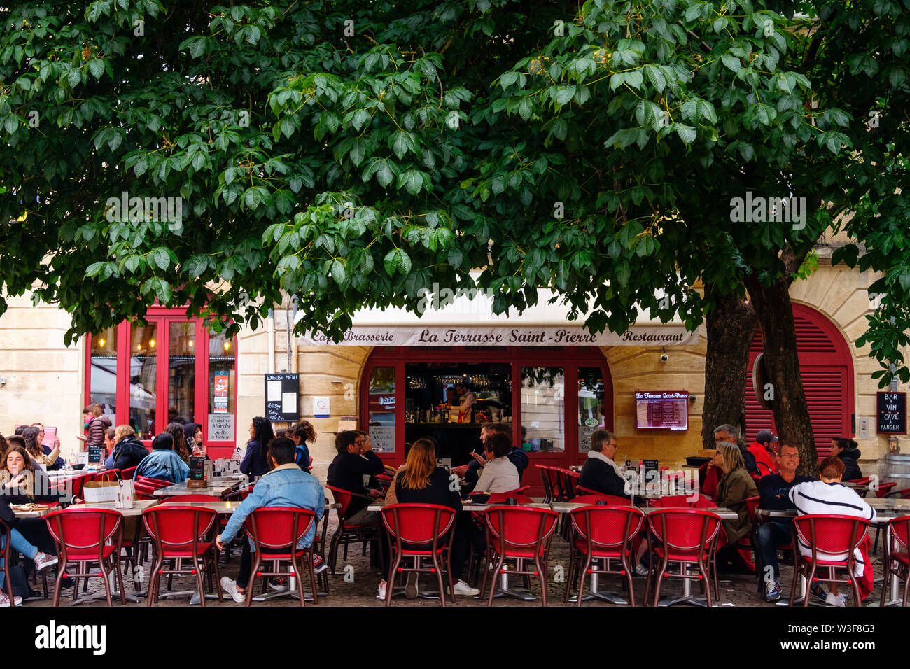 Typisches Restaurant in der Altstadt. Bordeaux, Gironde. Region Aquitanien. Frankreich Europa Stockfoto