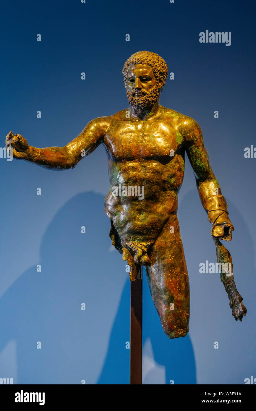 Skulptur von Herkules. Römische reste Zimmer gallo römische Ära, Musée d'Aquitaine, Midi-Pyrénées Museum. Bordeaux, Gironde. Region Aquitanien. Frankreich Europa Stockfoto