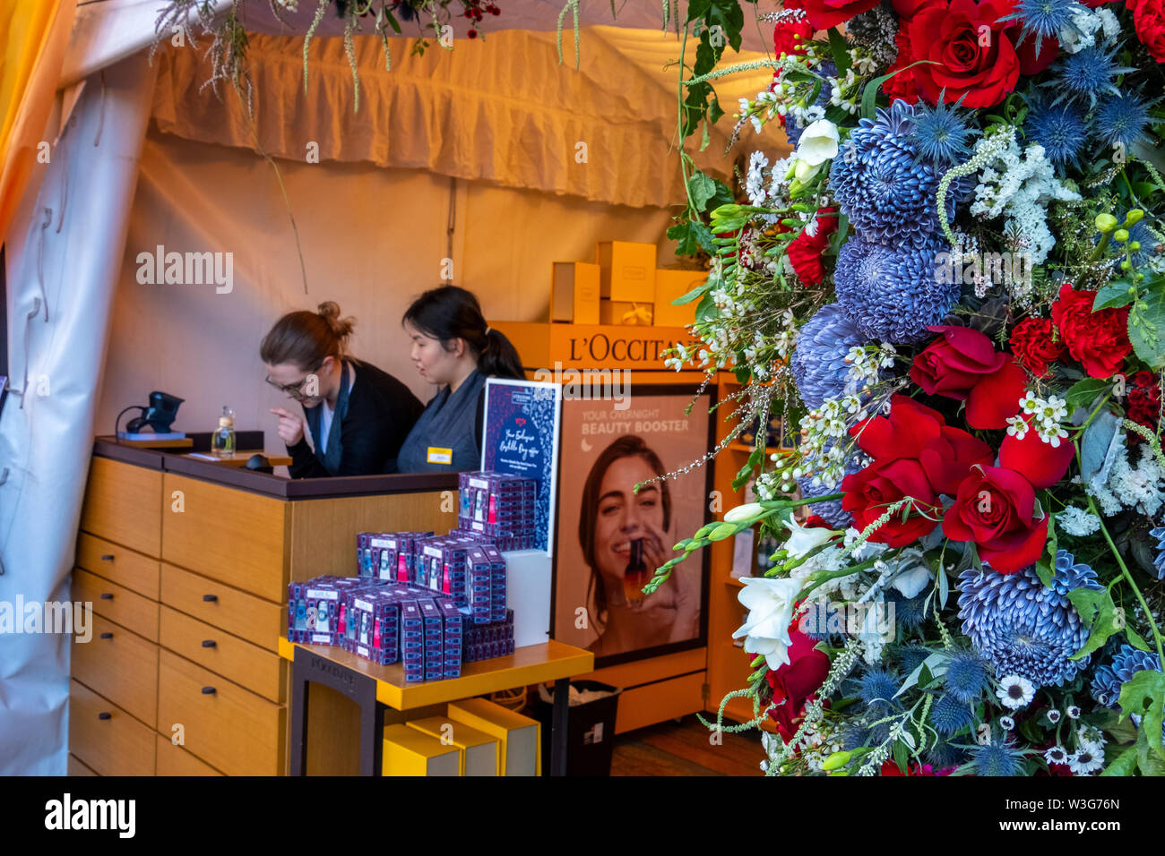 Die Bastille Festival Sydney​ ist eine französische kulturelle Feier Essen, Wein und Kunst, jährlich in Sydney Circular Quay und den Rocks, Australien statt Stockfoto
