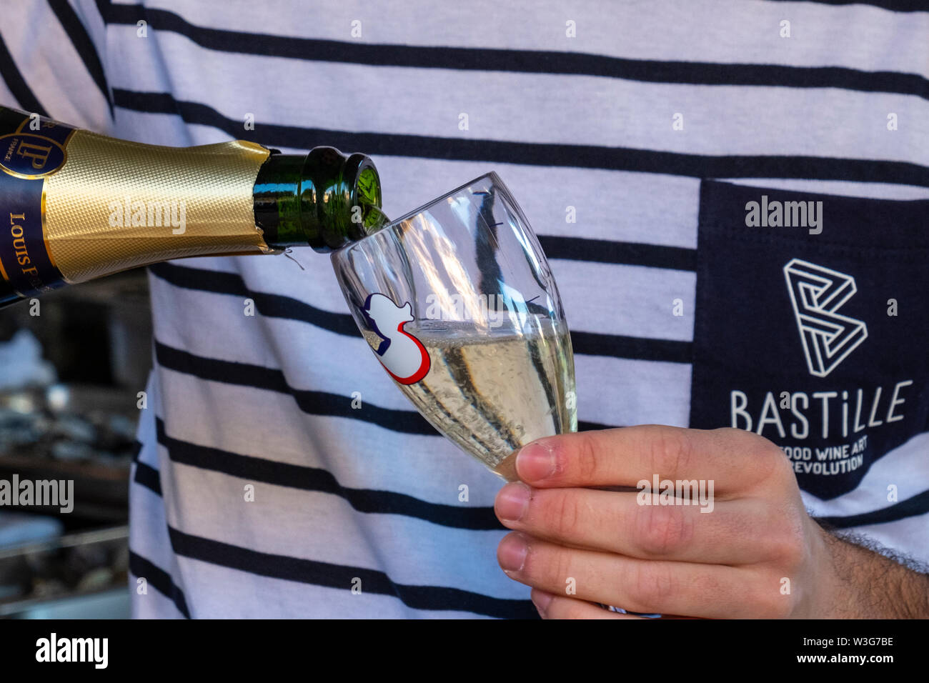 Die Bastille Festival Sydney​ ist eine französische kulturelle Feier Essen, Wein und Kunst, jährlich in Sydney Circular Quay und den Rocks, Australien statt Stockfoto