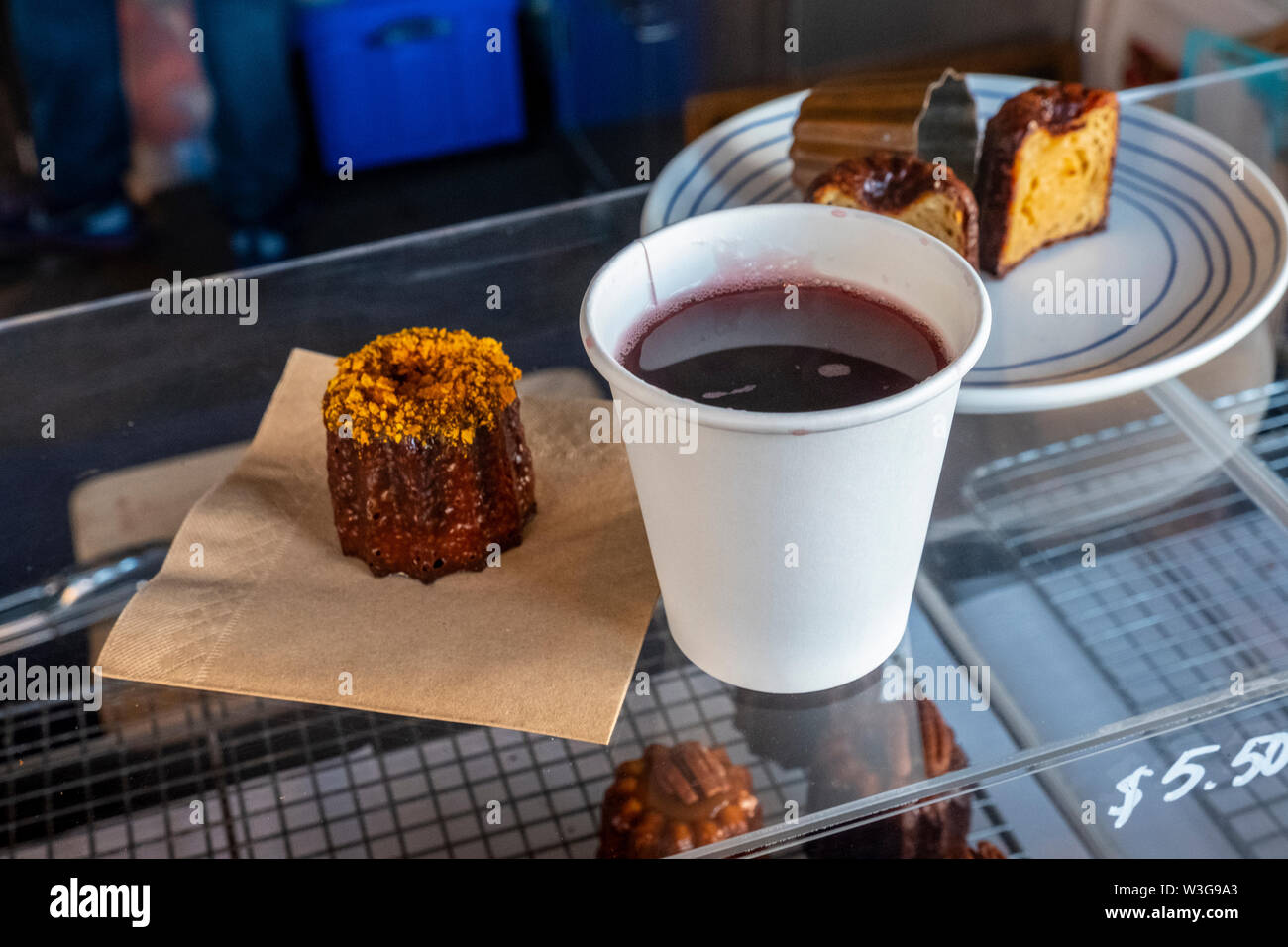 Die Bastille Festival Sydney​ ist eine französische kulturelle Feier Essen, Wein und Kunst, jährlich in Sydney Circular Quay und den Rocks, Australien statt Stockfoto