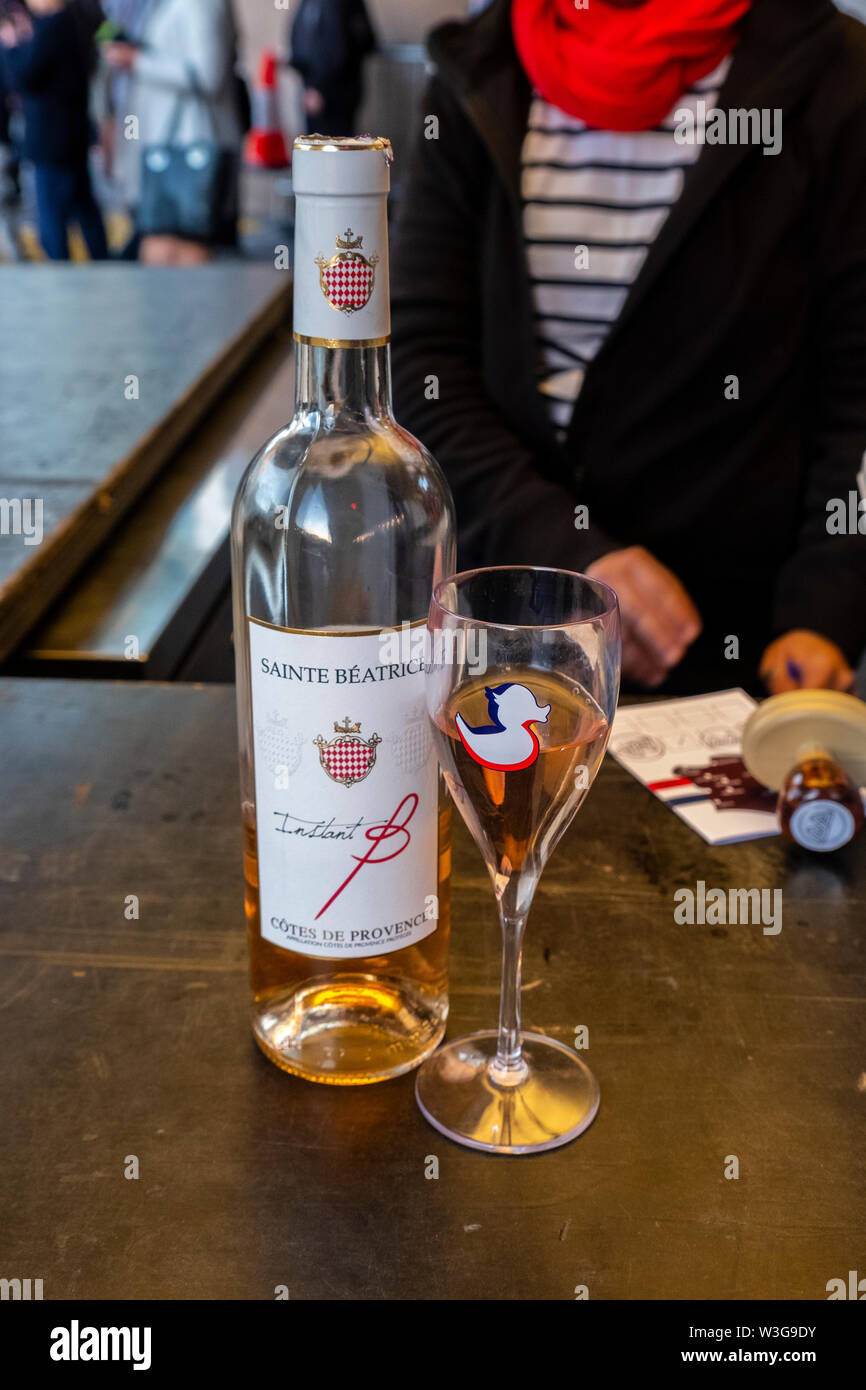 Die Bastille Festival Sydney​ ist eine französische kulturelle Feier Essen, Wein und Kunst, jährlich in Sydney Circular Quay und den Rocks, Australien statt Stockfoto