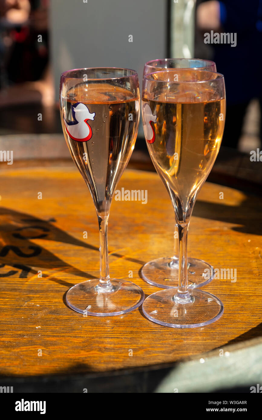 Die Bastille Festival Sydney​ ist eine französische kulturelle Feier Essen, Wein und Kunst, jährlich in Sydney Circular Quay und den Rocks, Australien statt Stockfoto