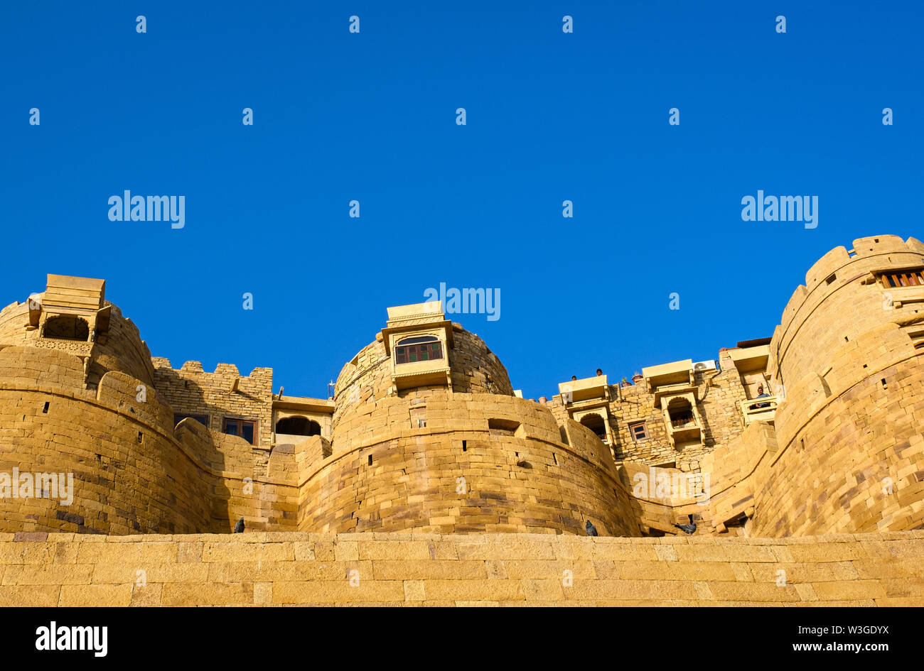JAISALMER, INDIEN - ca. November 2018: Ansicht Jaisalmer Fort. Jaisalmer ist auch als "Die Goldene Stadt, und es ist in Rajasthan. Die Stadt stan Stockfoto