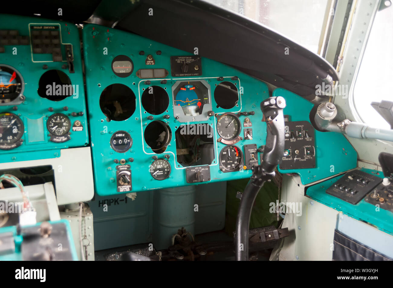 MI-26 Hubschrauber Instrument und Bedienfeld Stockfoto