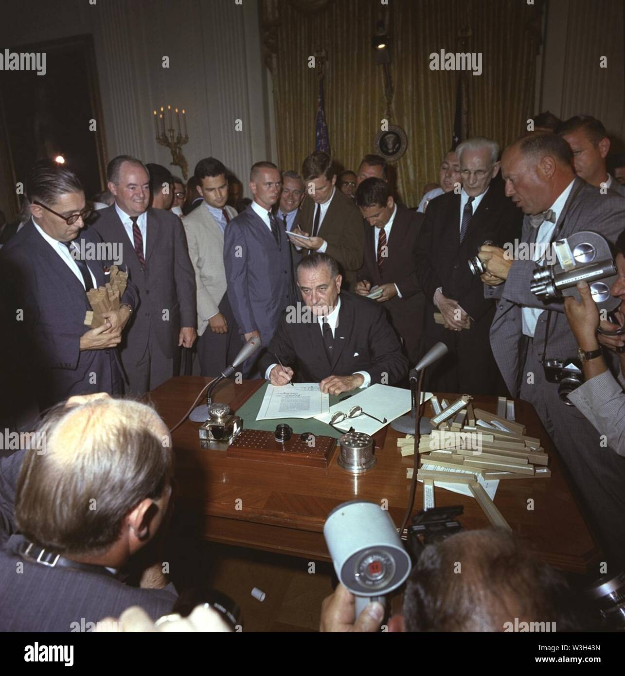 Civil Rights Act Unterzeichnung LBJ. Stockfoto