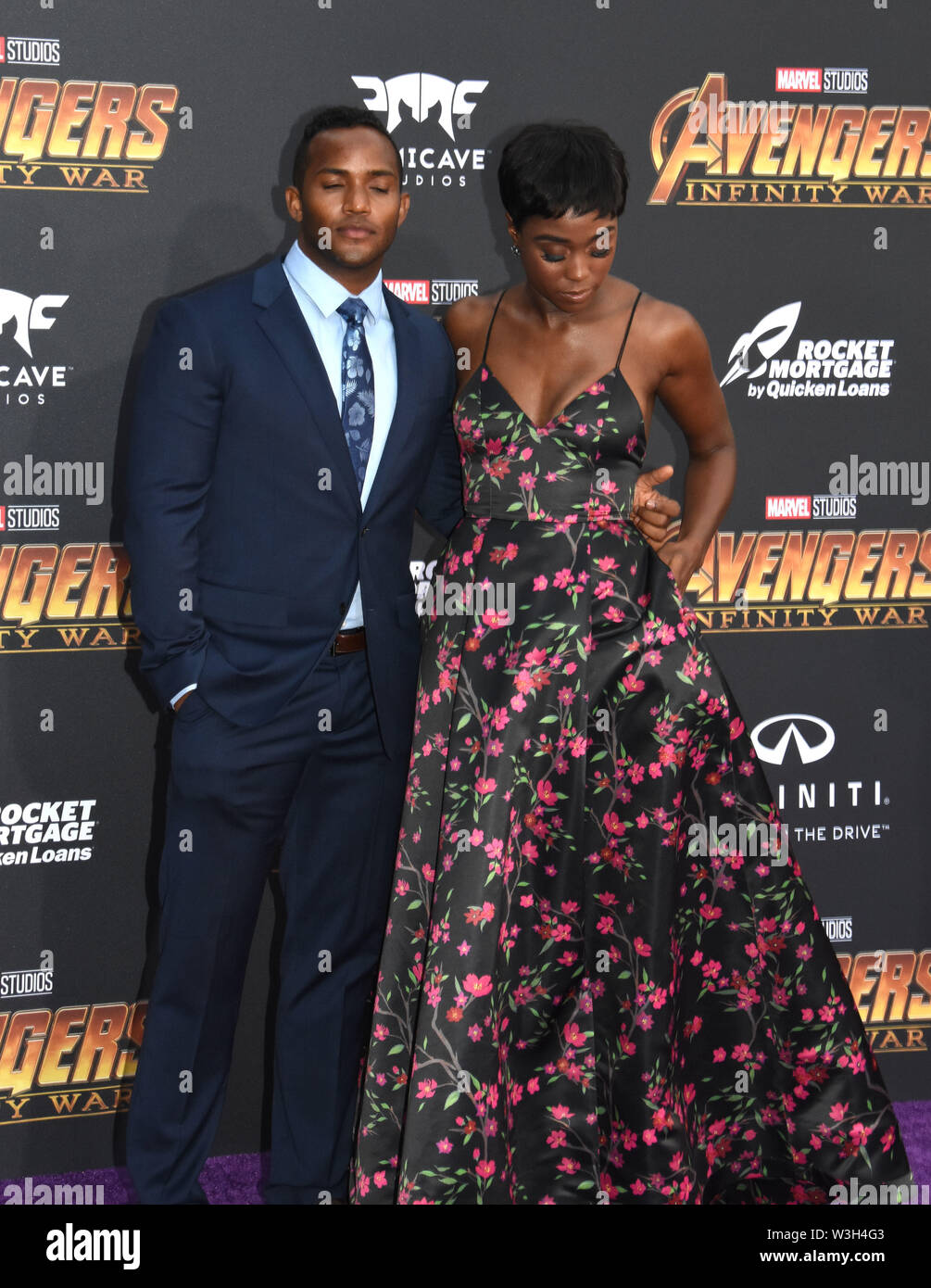 Hollywood, Kalifornien, USA. 23. April 2018. Schauspieler Sterling Sulieman und ctress Lashana Lynch nehmen an der Weltpremiere von Disney und Wunder "Avengers: Infinity Krieg" am 23. April 2018 in Los Angeles, Kalifornien, USA. Foto von Barry King/Alamy Stock Foto Stockfoto
