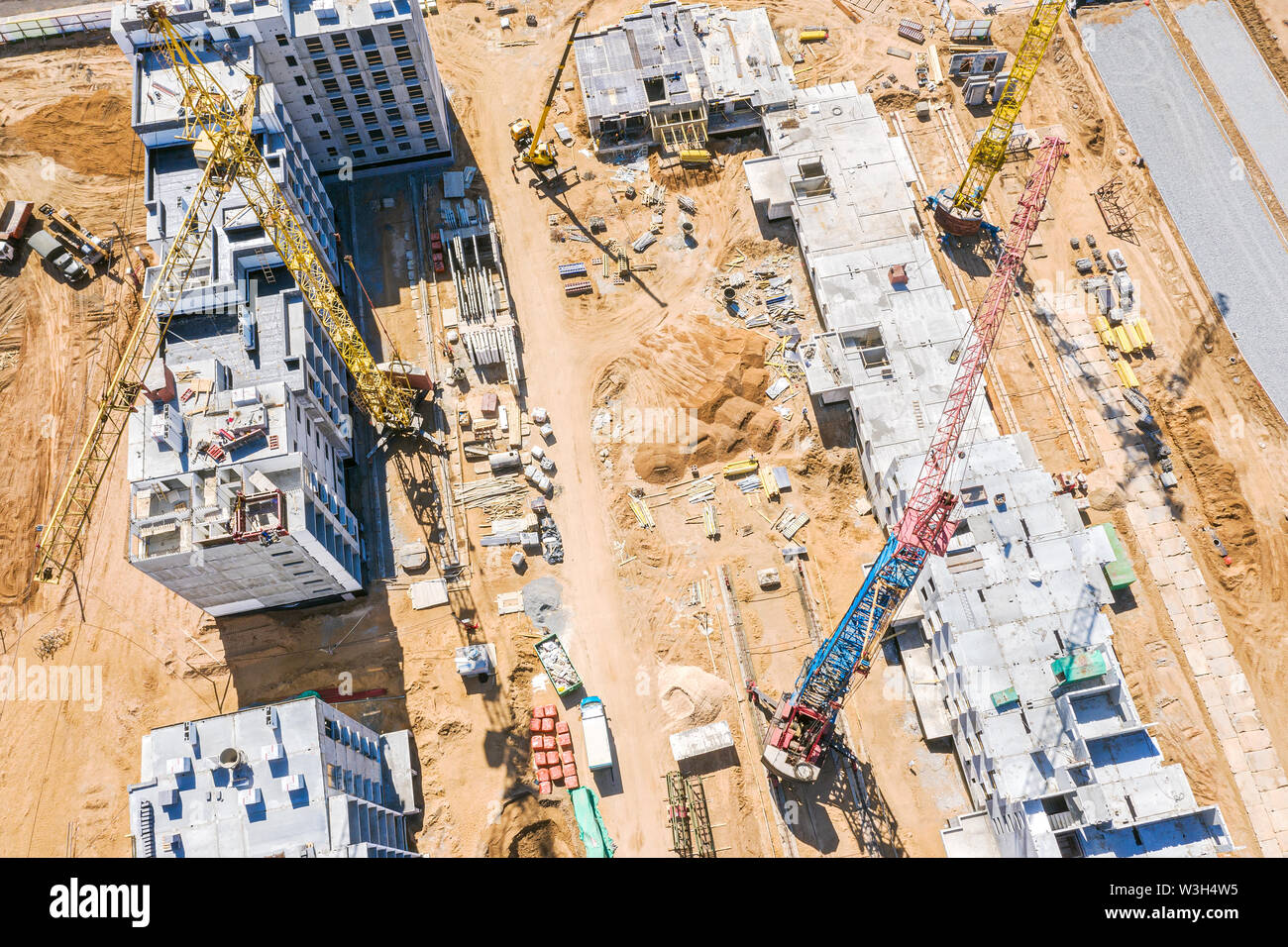 Bau von neuen mehrstöckigen Gebäude. Luftaufnahme Stockfoto