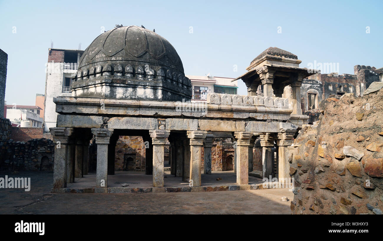 Gewölbter Pavillon, Zafar Mahal Palace, South Delhi in Mehrauli, Indien Stockfoto