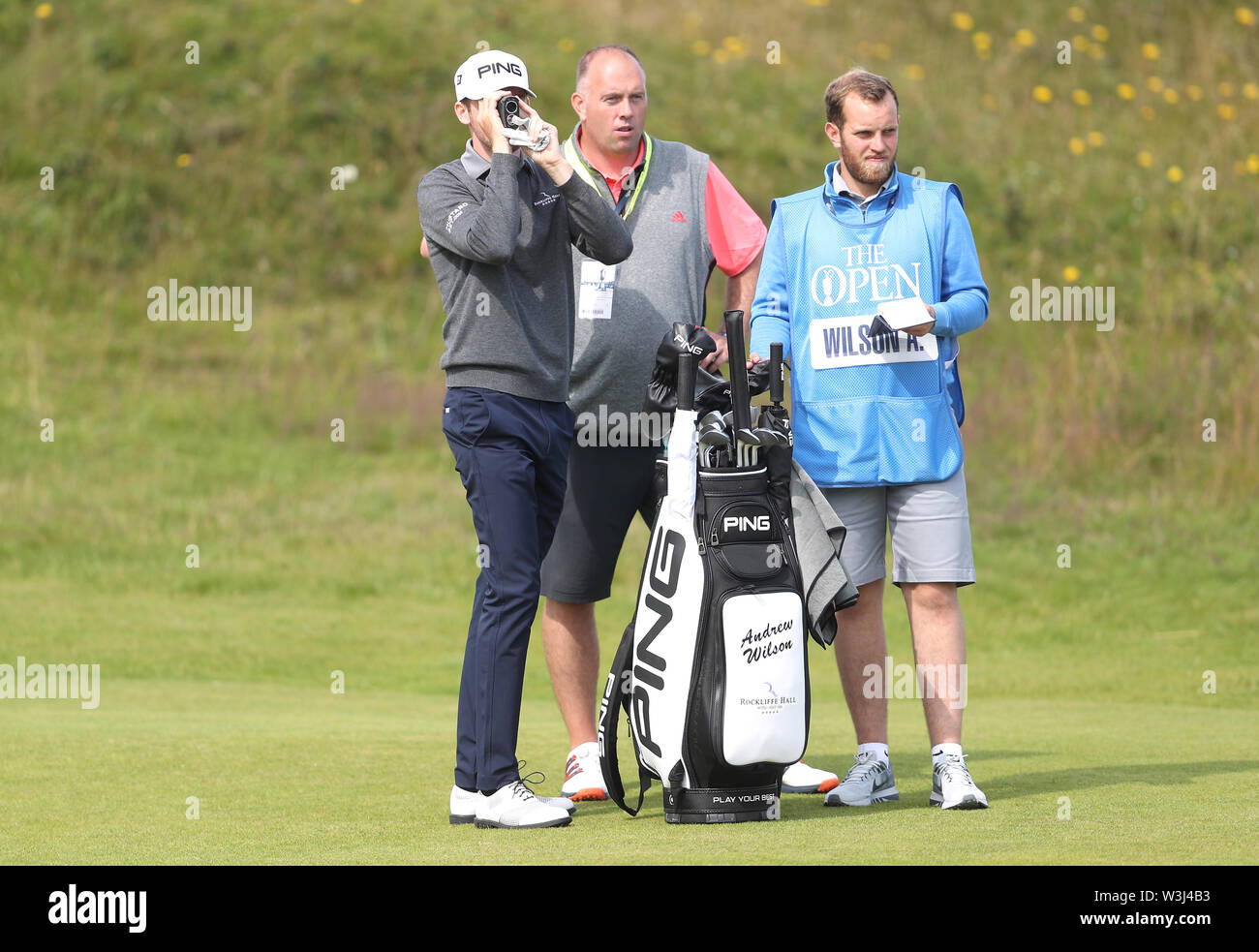 England's Andrew Wilson (links) Während der Vorschau Tag drei der Open Championship 2019 im Royal Portrush Golf Club. Stockfoto