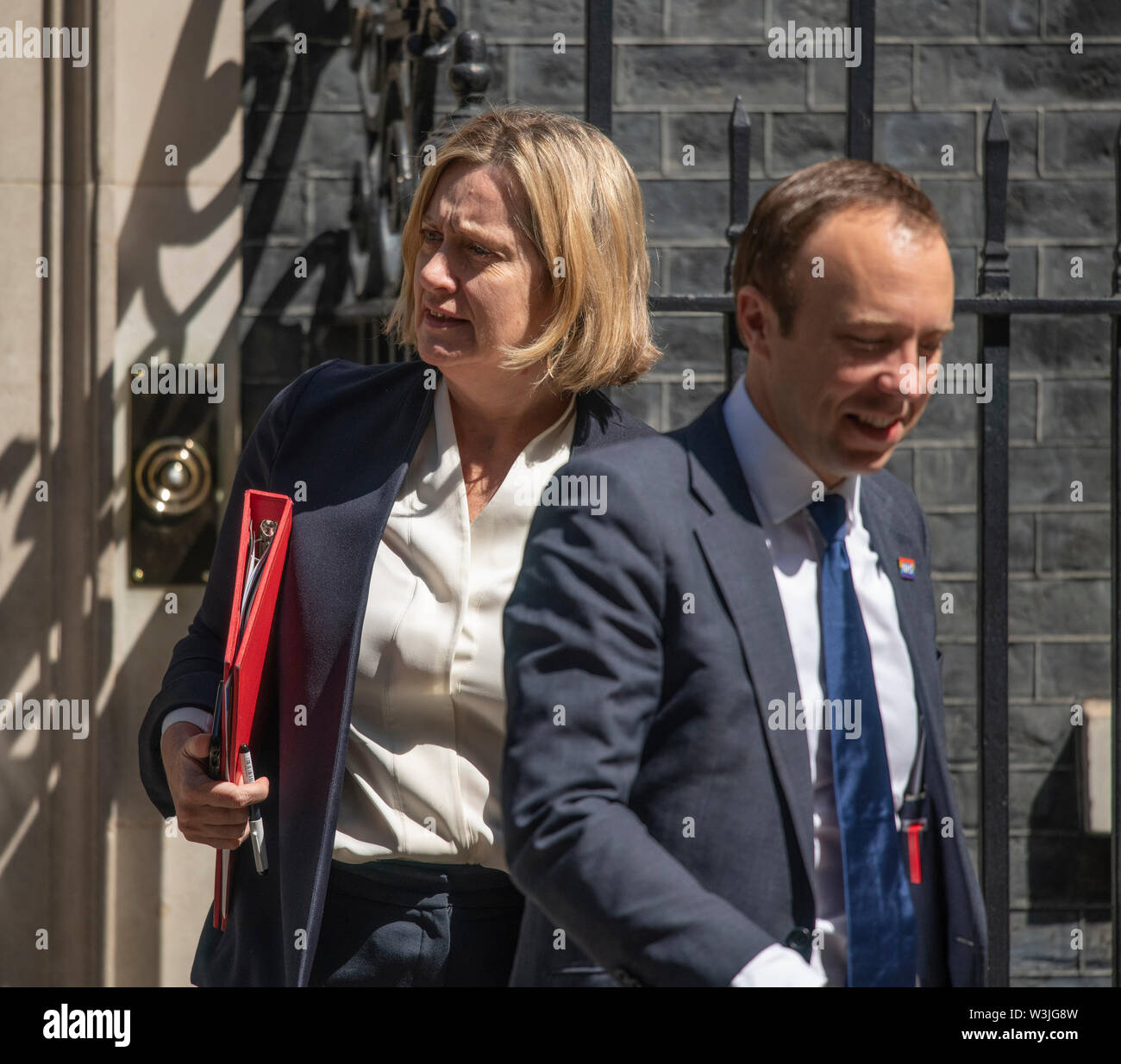 Downing Street, London, UK. 16. Juli 2019. Matt Hancock, Staatssekretär für Gesundheit und soziale Betreuung Blätter Downing Street mit Bernstein Rudd, Minister für Arbeit und Renten, nach der wöchentlichen Kabinettssitzung. Credit: Malcolm Park/Alamy Leben Nachrichten. Stockfoto