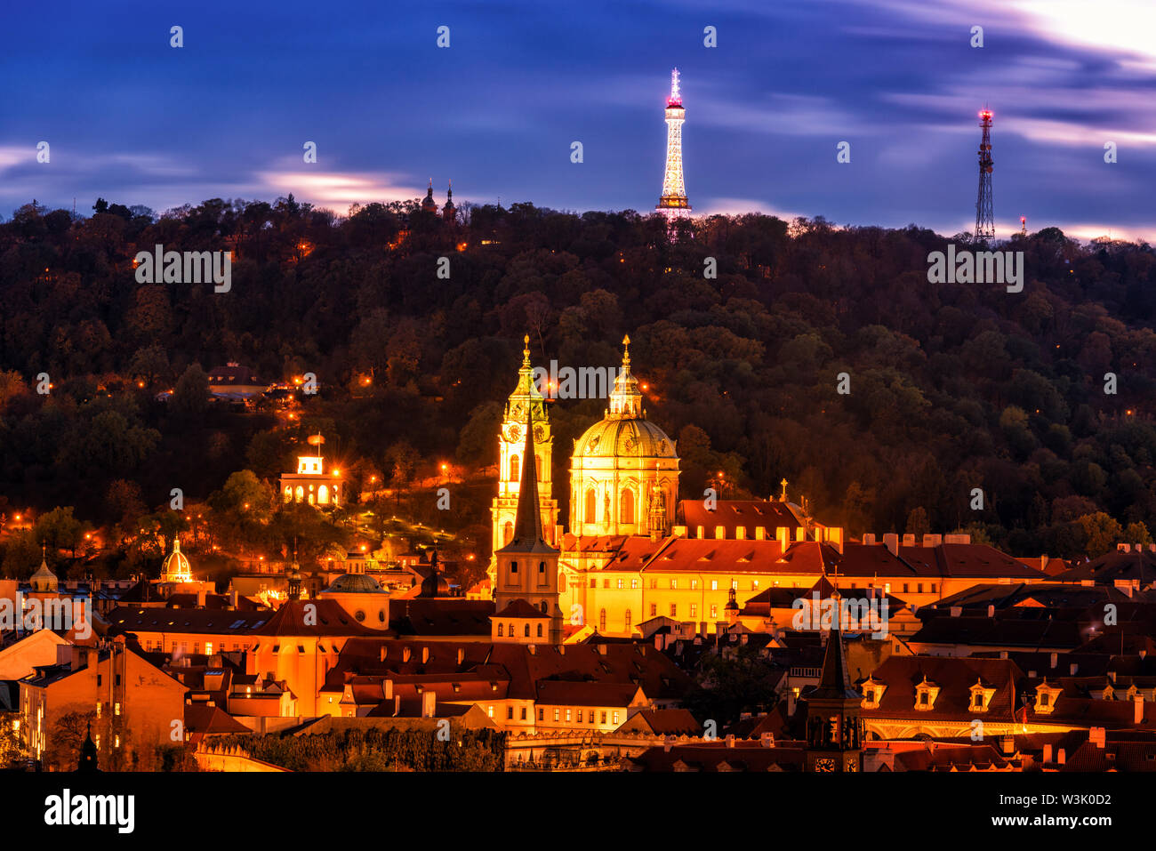 Nacht Blick auf Prag, Lesser (Mala Strana) Bezirk, Tschechische Republik Stockfoto