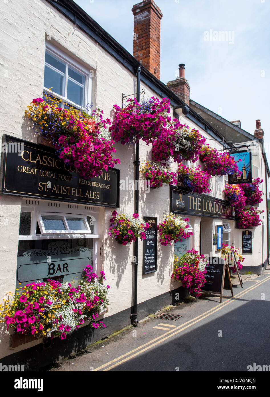 Das London Inn Pub in Padstow, Cornwall, England, Großbritannien Stockfoto