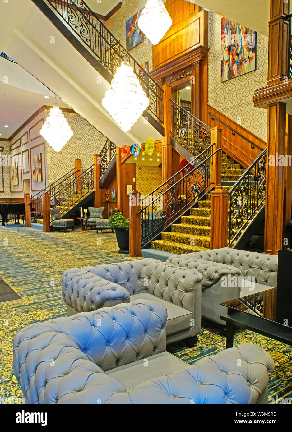 Grand Lobby der Amerikanischen herzogin Stern rad Riverboat der American Queen Steamboat Company am Ohio River. Stockfoto