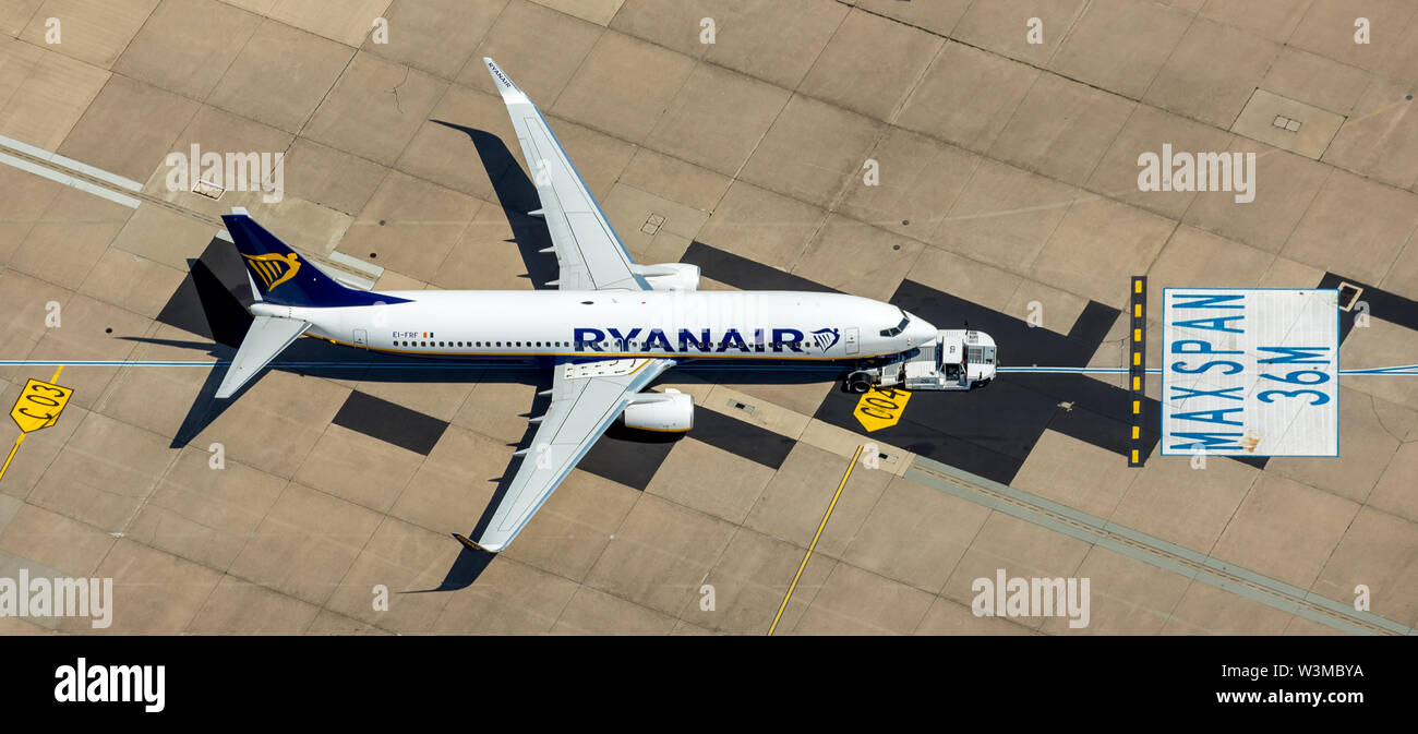 Parken Flughafen Köln Bonn Ryanair www.alamy.de