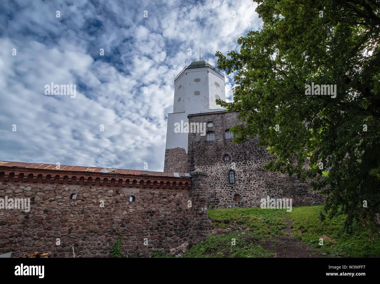 Mittelalterliche Festung aus Stein in der russischen Stadt Wyborg Stockfoto