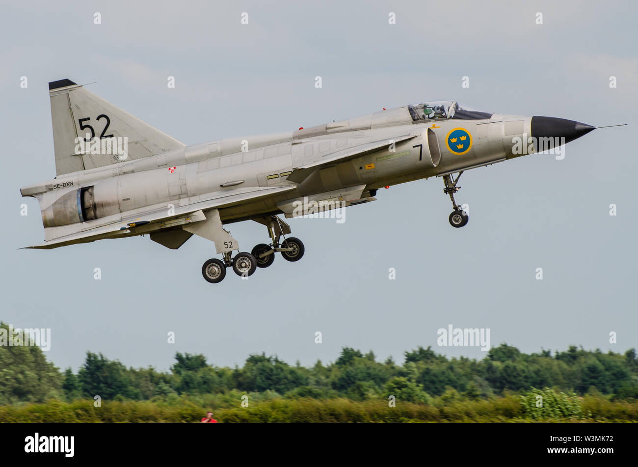 Die Saab 37 Viggen "Thunderbolt" Schwedische single-Engine, kurz - Mittlerer Bereich Jagd- und Kampfflugzeug. Düsenflugzeug. Schwedische Luftwaffe historischen Flug Stockfoto