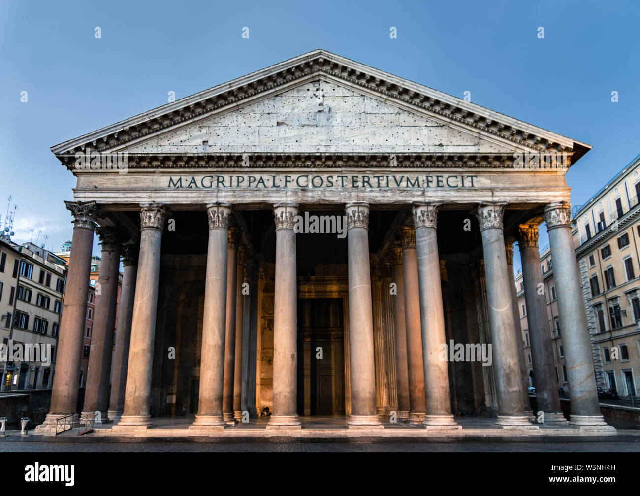 Pantheon heiligen Tempel im Morgengrauen - Rom, Italien Stockfoto