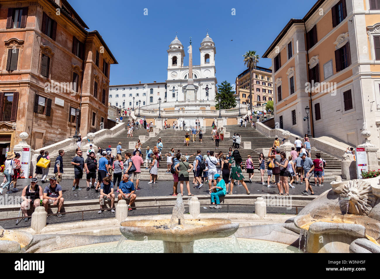 Die Spanische Treppe und die Piazza di Spagna - Rom, Italien Stockfoto
