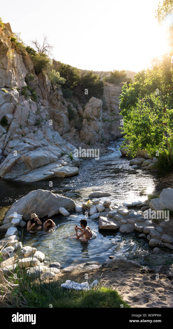 An der Deep Creek Hot Springs in Kalifornien, USA. Stockfoto