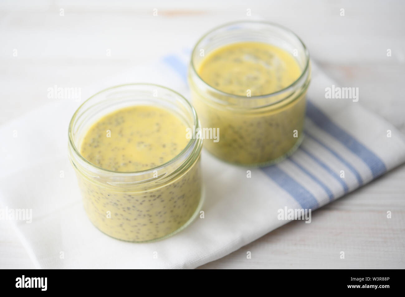 über nacht Fotos und Bildmaterial in hoher Auflösung Alamy