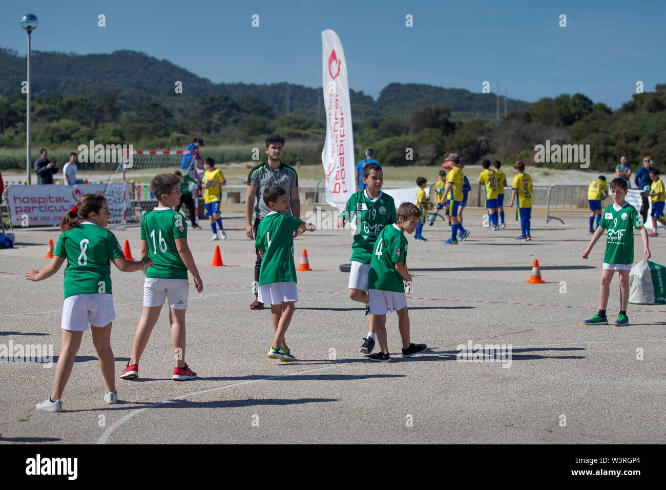 Valença, Viana do Castelo, Portugal - 10. Juni 2019: Für Kinder handball Turnier durch die Afifense Sport Verein organisiert Stockfoto