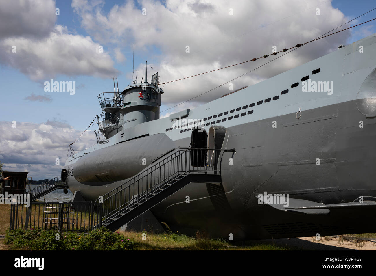 Das U-Boot U-995 ist ein U-Boot vom Typ VIIC/41 der deutschen Kriegsmarine, das jetzt als Museum in Laboe an der Ostsee geöffnet ist. Stockfoto