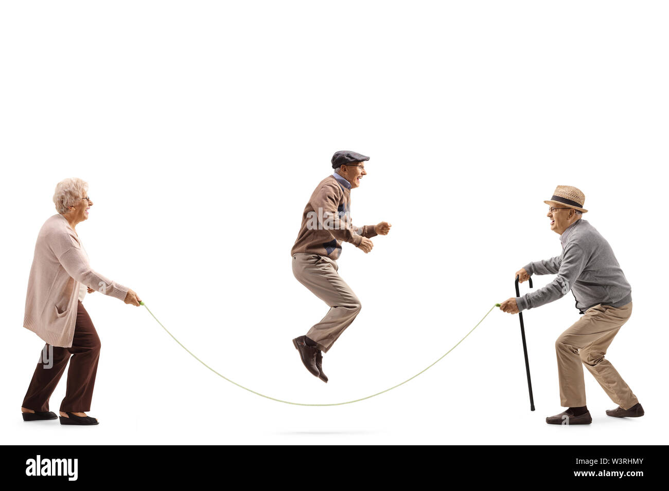 Volle Länge Profil schoss der älteren Menschen überspringen ein Seil auf weißem Hintergrund Stockfoto
