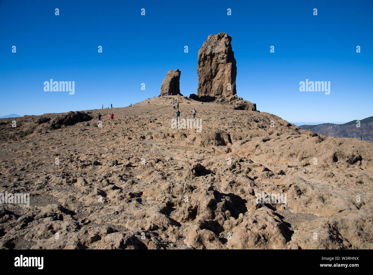 Blick auf den Roque Nublo oder Cloud Rock in Gran Canaria, Spanien Stockfoto