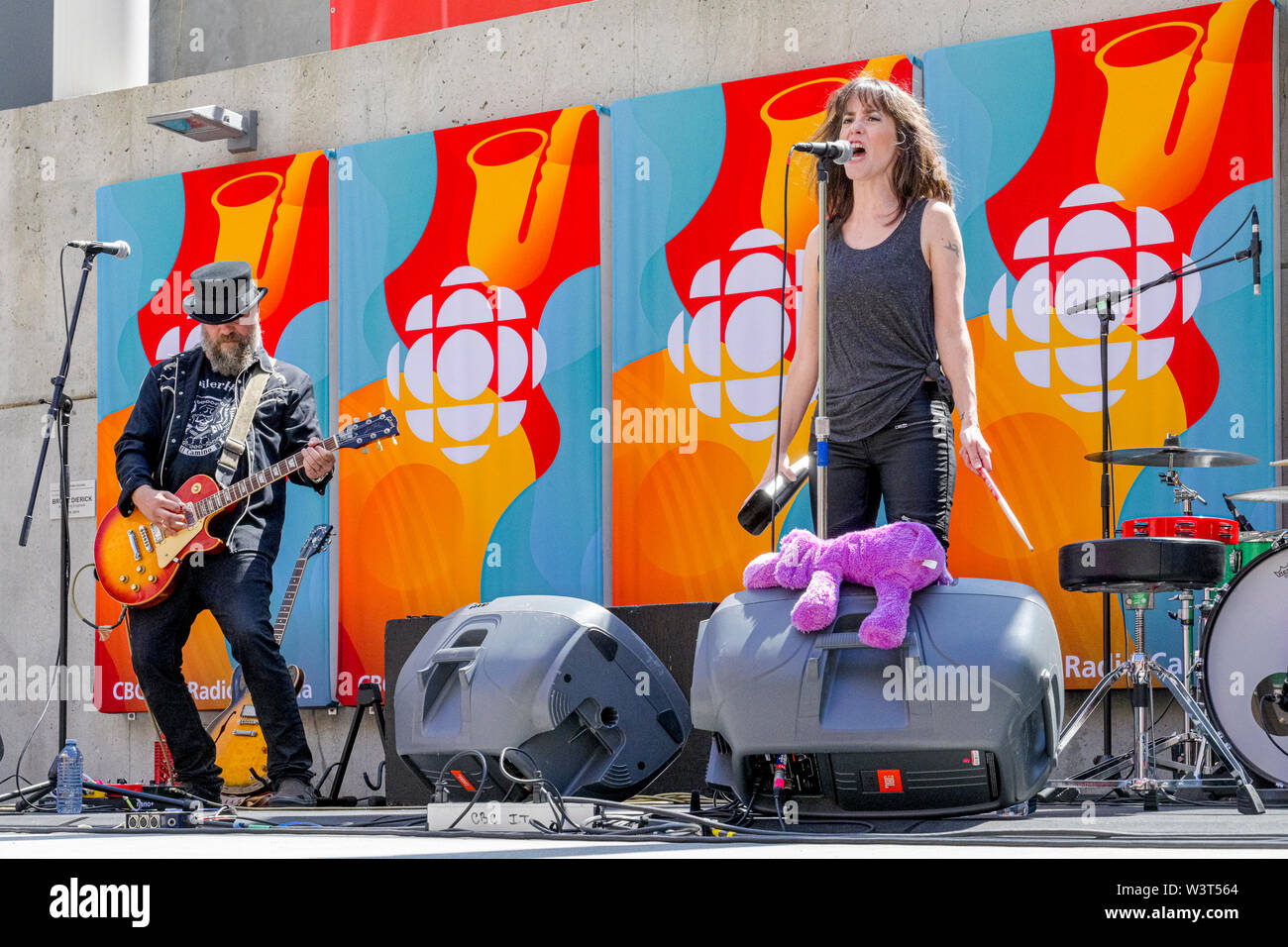 Country Rock Band TrailerHawk spielen bei CBC musikalische Nooners, Vancouver, British Columbia, Kanada Stockfoto