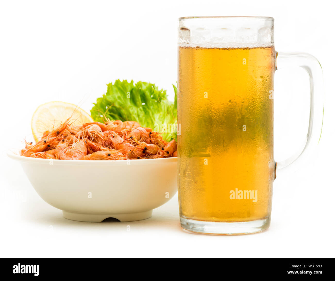 Snack zum Bier, gekochte Schwarze Meer Garnelen mit Gewürzen Stockfoto