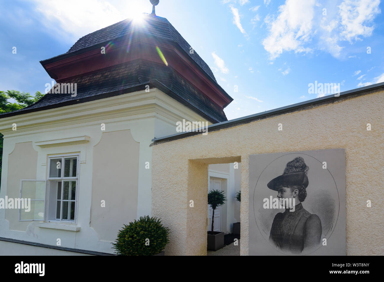 Alland: ehemaliges Schloss Mayerling, heute Karmel St. Josef: teepavillon Tee (Pavillon) im Wienerwald, Wienerwald, Niederösterreich, untere Austr Stockfoto