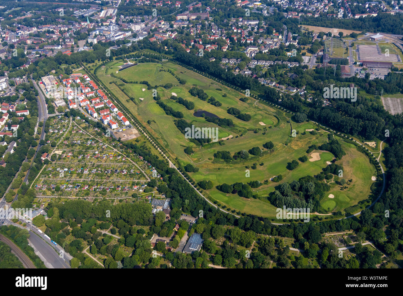 Luftbild von der golfanlage schloss horst in gelsenkirchen im ru -Fotos ...