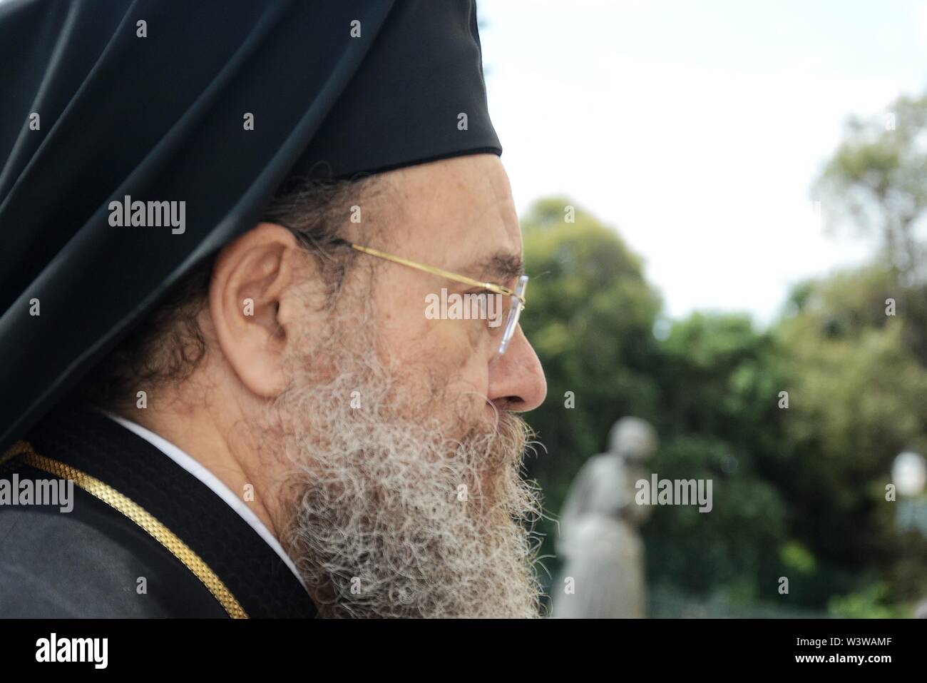 Griechenland. 17. Juli, 2019. Orthodoxe Bischof, kommen für die Vereidigung des Griechischen Parlaments. Credit: SOPA Images Limited/Alamy leben Nachrichten Stockfoto