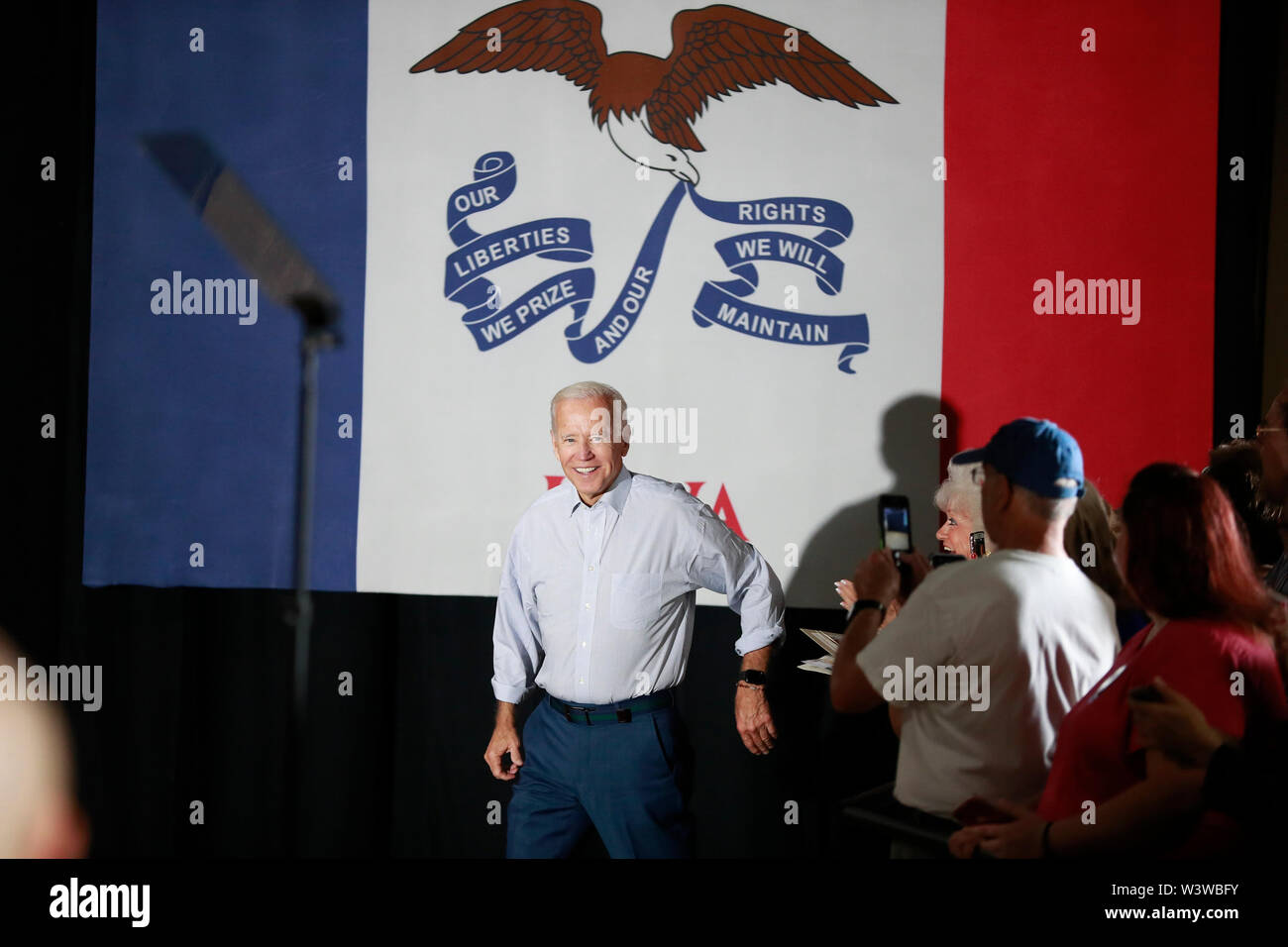 07172019 - Council Bluffs, Iowa, USA: die ehemaligen Vereinigten Staaten Vizepräsident Joe Biden Kampagnen für die demokratische Nominierung für die Präsidentschaftswahl 2020 Vereinigte Staaten an der Basis Wagen Events Center, Mittwoch, Juli 17, 2019 in Council Bluffs, Iowa. Stockfoto