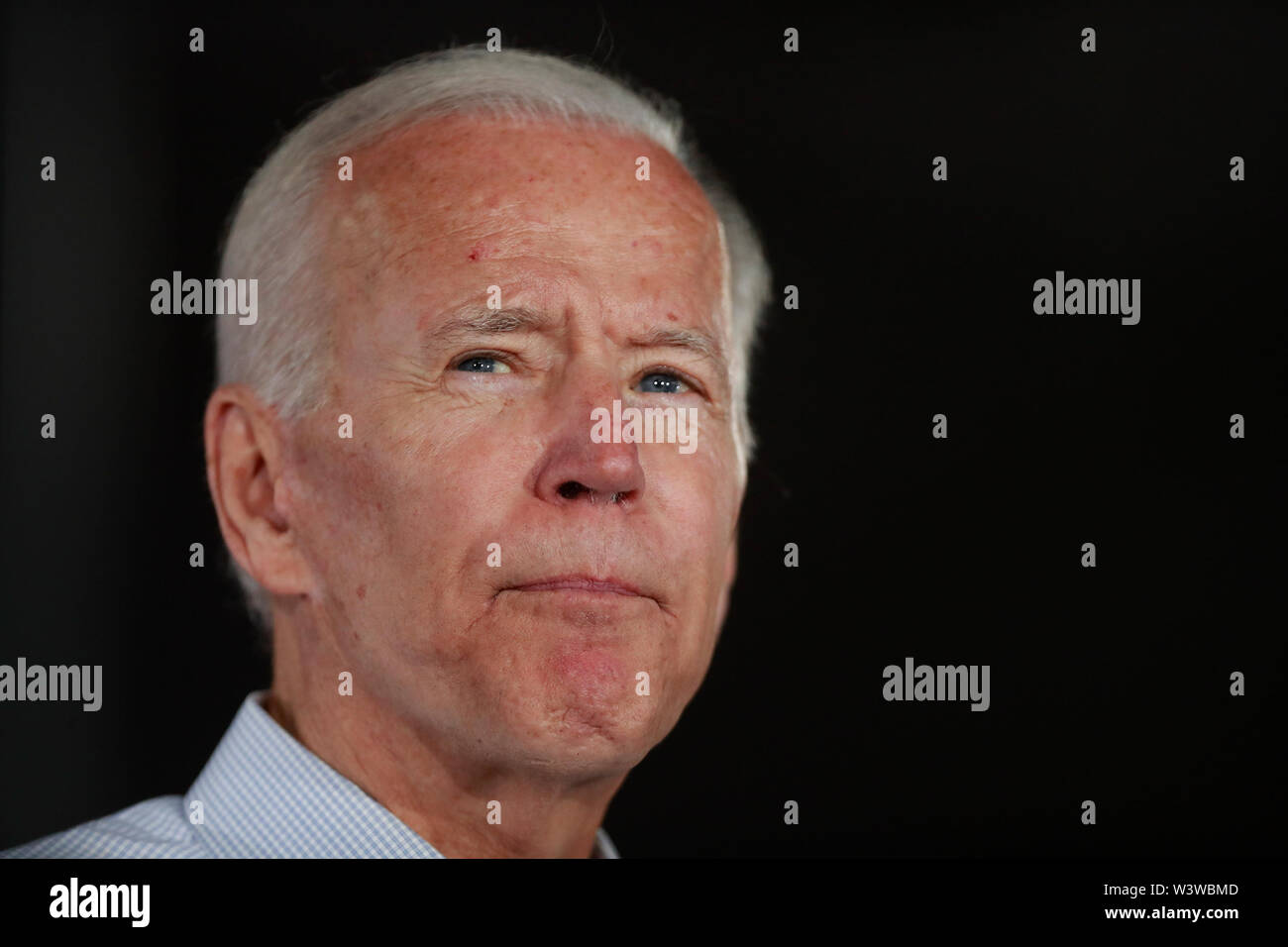 07172019 - Council Bluffs, Iowa, USA: die ehemaligen Vereinigten Staaten Vizepräsident Joe Biden Kampagnen für die demokratische Nominierung für die Präsidentschaftswahl 2020 Vereinigte Staaten an der Basis Wagen Events Center, Mittwoch, Juli 17, 2019 in Council Bluffs, Iowa. Stockfoto