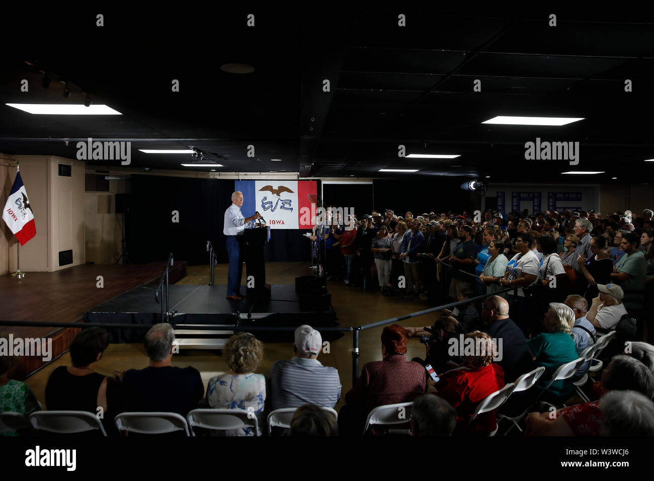 07172019 - Council Bluffs, Iowa, USA: die ehemaligen Vereinigten Staaten Vizepräsident Joe Biden Kampagnen für die demokratische Nominierung für die Präsidentschaftswahl 2020 Vereinigte Staaten an der Basis Wagen Events Center, Mittwoch, Juli 17, 2019 in Council Bluffs, Iowa. Stockfoto