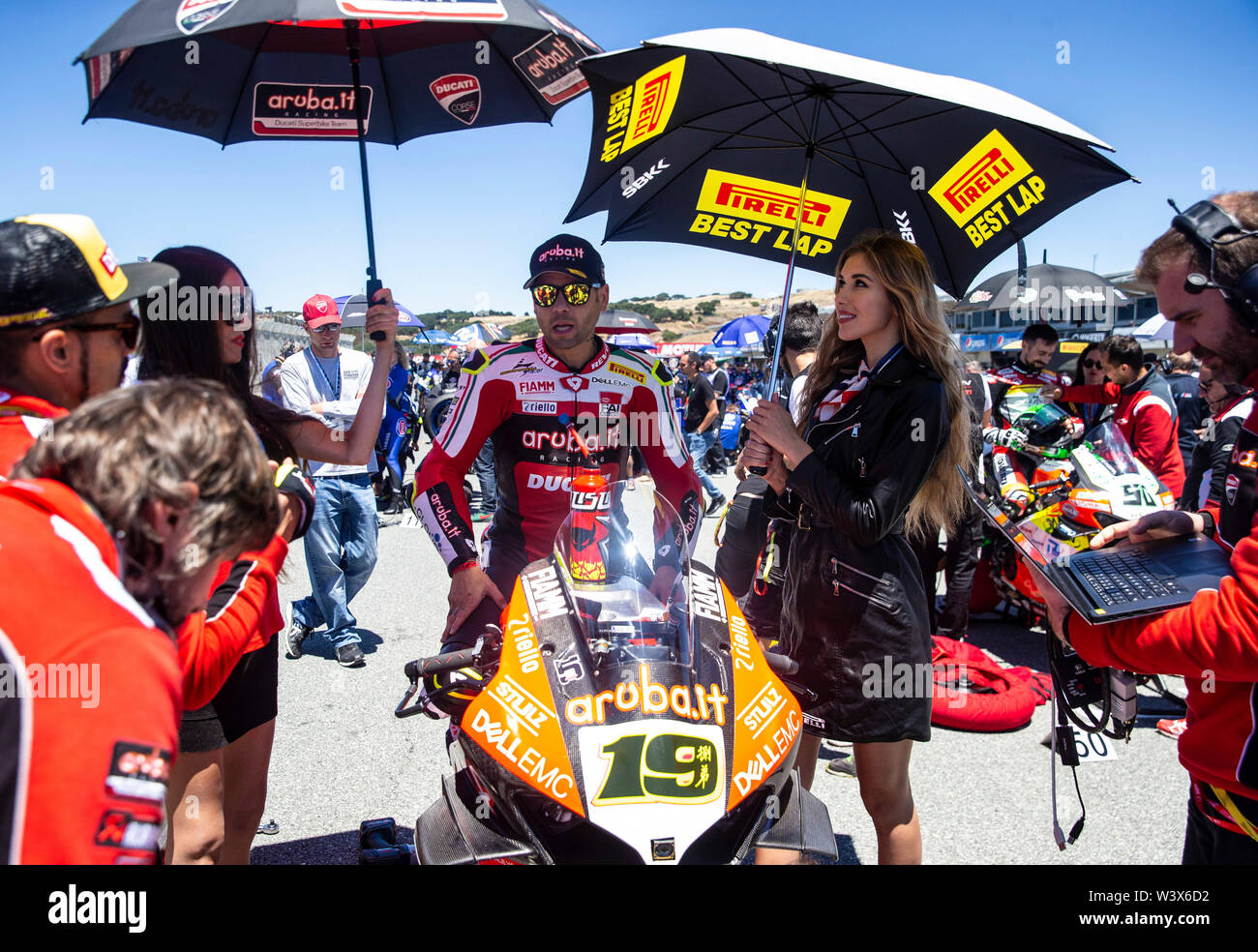 Monterey, CA, USA. 14. Juli, 2019. A. #19 Alvaro Bautista auf dem Gitter vor dem Motul FIM Superbike Weltmeisterschaft Geico US-runde Welt SBK 2. Rennen an Weathertech Raceway Laguna Seca in Monterey, CA Thurman James/CSM/Alamy leben Nachrichten Stockfoto