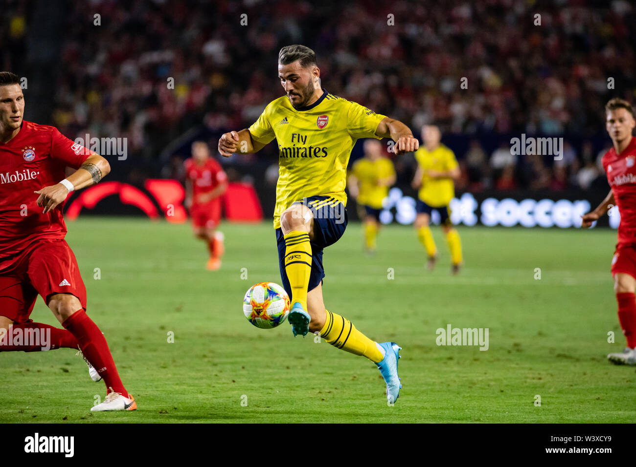 Los Angeles, USA. 17. Juli, 2019. Sead Kolasinac (31) sporting neue Arsenal entfernt Jersey gegen Bayern München in der internationalen Champions Cup. Credit: Ben Nichols/Alamy leben Nachrichten Stockfoto