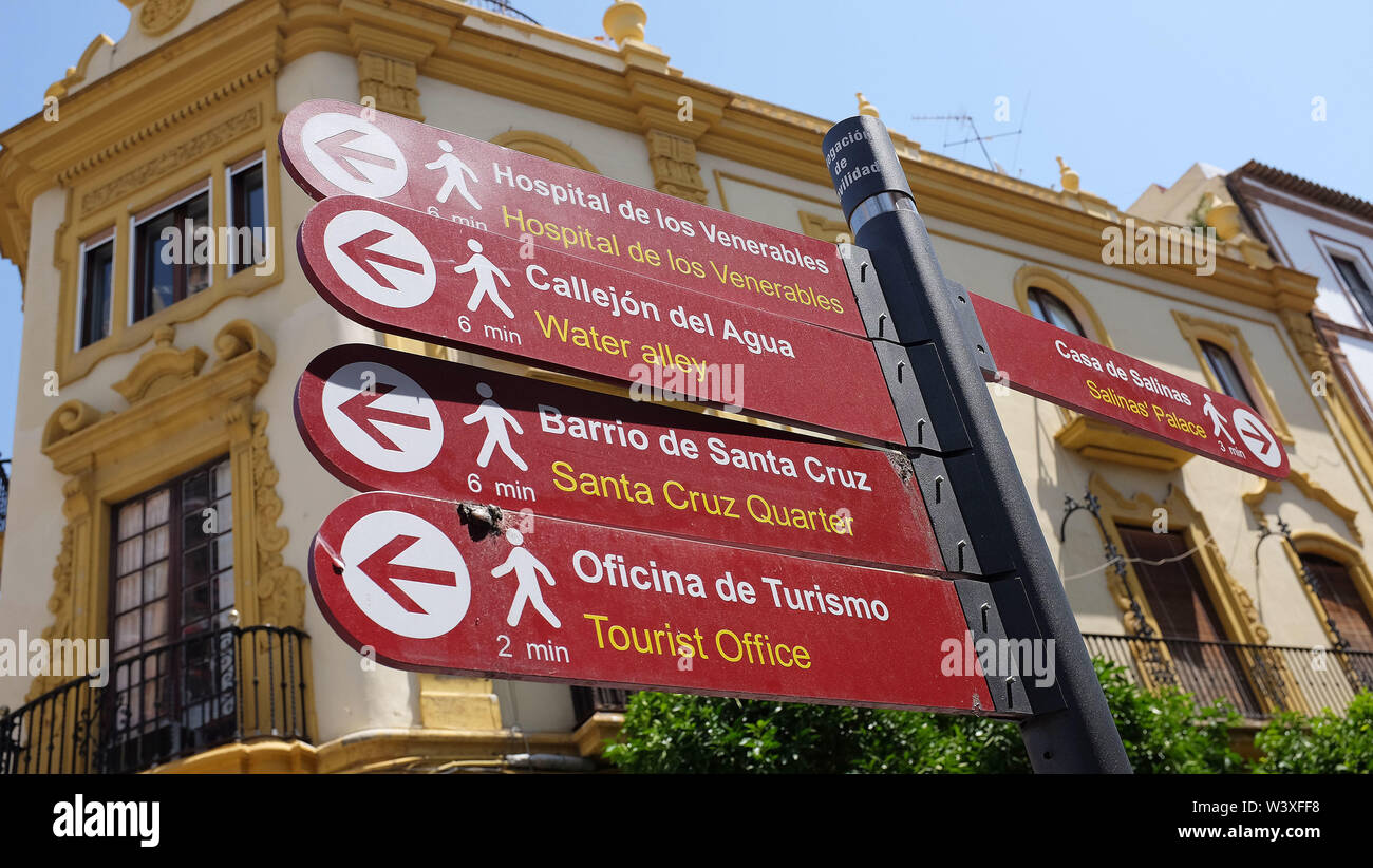 Die schöne Stadt Sevilla, Spanien mit seiner boomenden Fremdenverkehrs. Stockfoto