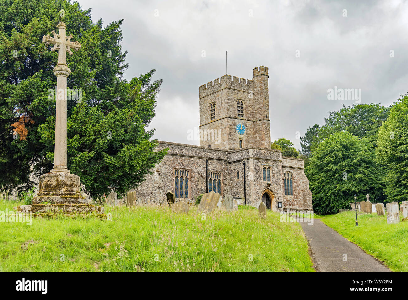 Blick auf St. Maria Magdalena Kirche, Cobham - Kent, Großbritannien Stockfoto